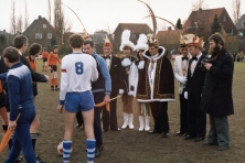 1982-Prins-Mat-dun-Urste-aftrap-bij-Vitesse-05