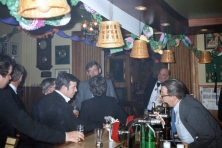 1983-Bombakkes-bijeenkomst-bij-Cafe-van-Arensbergen-01