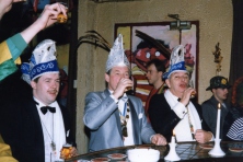 1988-Bombakkes-Carnavalsfeest-in-Cafe-de-Witte-Olifant-14
