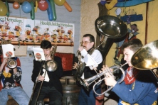 1988-Bombakkes-Carnavalsfeest-in-Cafe-de-Witte-Olifant-17