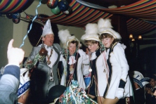 1988-Bombakkes-Carnavalsfeest-in-Hotel-de-Kroon-01