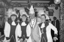 1988-Bombakkesprins-met-zijn-Dansmarietjes