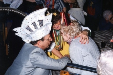1989-Bombakkes-bezoek-Huize-Norbertus-05