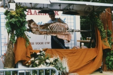 1994-Bombakkes-bij-Ossebraadfeest-Ottersum-01
