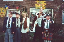 1995-Oorlogsveteranen-bij-Prins-Arno-de-Urste-02-Open-huis-