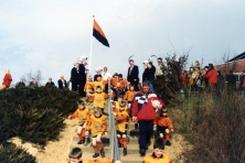 1998-Bombakkes-bezoek-aan-Vitessejeugd-01