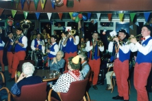 1999-Bombakkes-Carnaval-in-Huize-Norbertus-01