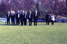 2000-Prins-Hans-dn-Derde-Aftrap-Voetbalwedstrijd-05