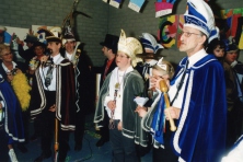2001-Bombakkes-Gast-bij-Carnavalsbal-Dichterbij-06