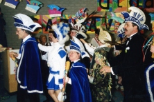 2001-Bombakkes-Gast-bij-Carnavalsbal-Dichterbij-10