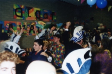 2001-Bombakkes-Gast-bij-Carnavalsbal-Dichterbij-15