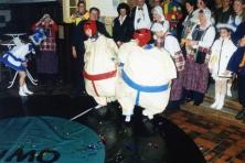 2002-Bombakkes-1-malig-Sumoworstelen-in-Cafe-de-Dragonder-14