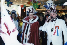 2002-Bombakkes-Carnaval-bij-Dichterbij-07