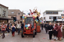 1981-Bombakkes-Carnavalsoptocht-17