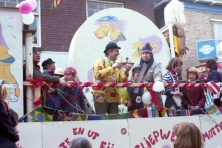 1981-Bombakkes-Carnavalsoptocht-48
