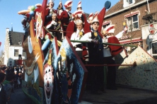 1982-Bombakkes-Carnavalsoptocht-12