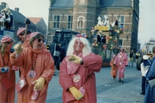 1986-Bombakkes-Carnavalsoptocht-02