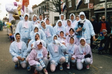 1988-Bombakkes-Carnavalsoptocht-Vrienden-van-Theo-Roosenboom-06