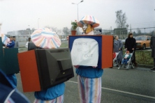 1989-Bombakkes-Carnavalsoptocht-Vrienden-van-Theo-Roosenboom-01