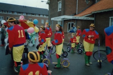1990-Bombakkes-Carnavalsoptocht-de-Bolderkar-02