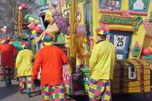 2001-Bombakkes-Carnavalsoptocht-Vriendengroep-Davy-Goertz-60