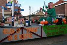2006-Bombakkes-Carnavalsoptocht-in-de-Steendalerstraat-046