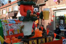2006-Bombakkes-Carnavalsoptocht-in-de-Steendalerstraat-049