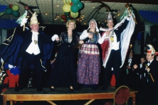 2002-Bombakkes-Dinsdagavond-Carnaval-in-Hotel-de-Kroon-02