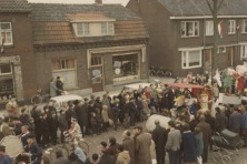 1967-Bombakkes-Carnavalsoptocht-03-Personeel-Garage-Jetten-