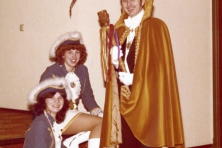 1979-Bombakkesprins-Denie-dn-Urste-met-zijn-Dansmarietjes