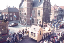 1976-Bombakkes-Carnavalsoptocht-05