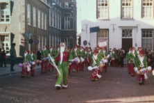 1976-Bombakkes-Carnavalsoptocht-11c