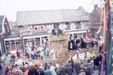 1976-Bombakkes-Carnavalsoptocht-47