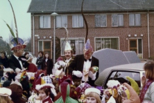 1976-Bombakkes-Scholenbezoek-07