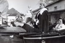 1952-Hub-Timmermans-dn-urste-Carnavalsprins-te-Apeldoorn-06