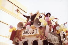 1975-Bombakkes-Carnavalsoptocht-006