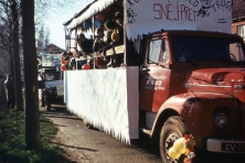 1975-Bombakkes-Carnavalsoptocht-03