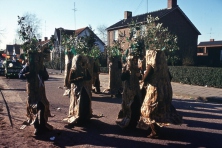 1975-Bombakkes-Carnavalsoptocht-06