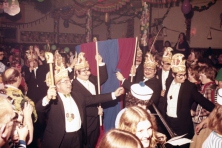 1975-Bombakkes-Prinsenbal-06