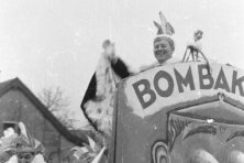 1952-Bombakkes-Carnavalsoptocht-30