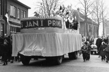 1952-Bombakkes-Carnavalsoptocht-41