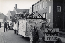 1965-Bombakkes-Carnavalsoptocht-05