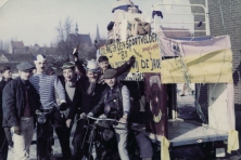 1965-Bombakkes-Carnavalsoptocht-06