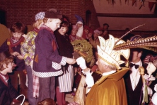 1977-Bombakkes-Bezoek-Kinderboerenbruiloft-in-Blokhut-06