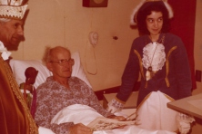 1977-Bombakkes-Ziekenbezoek-10