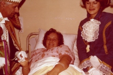 1977-Bombakkes-Ziekenbezoek-16