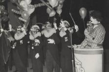 1962-Bombakkes-Carnavalsbal-Zaal-Piet-van-Nol-01