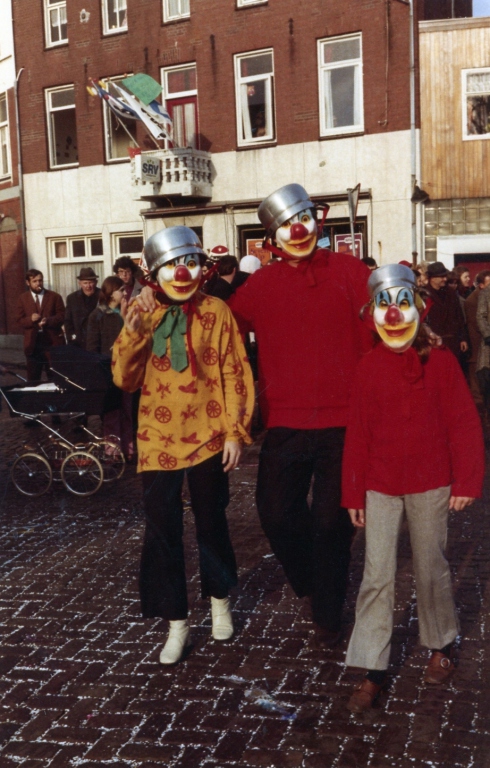 1971-Bombakkes-Carnavalsoptocht-02