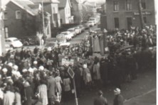 1971-Bombakkes-Carnavalsoptocht-Maaspoort-