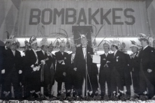 1971-Bombakkes-Zitting-08
